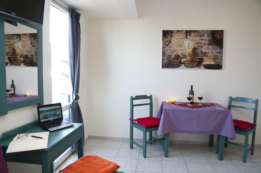 Selena View Studios Malia  Ngoại thất bức ảnh